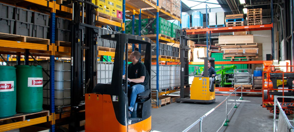 Reachtruck opleiding Engels: haal jouw reachtruckcertificaat